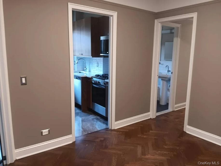 120 Cabrini BLVD Unit: 43 thumbnail 2
