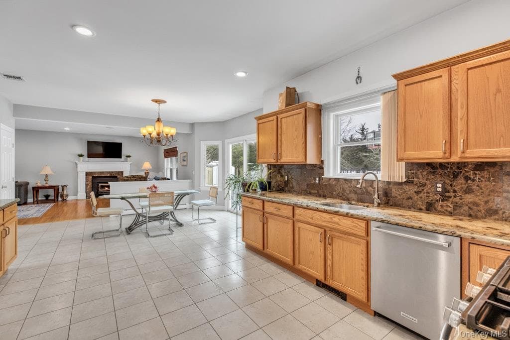 2655 Rocky Point Road thumbnail 16