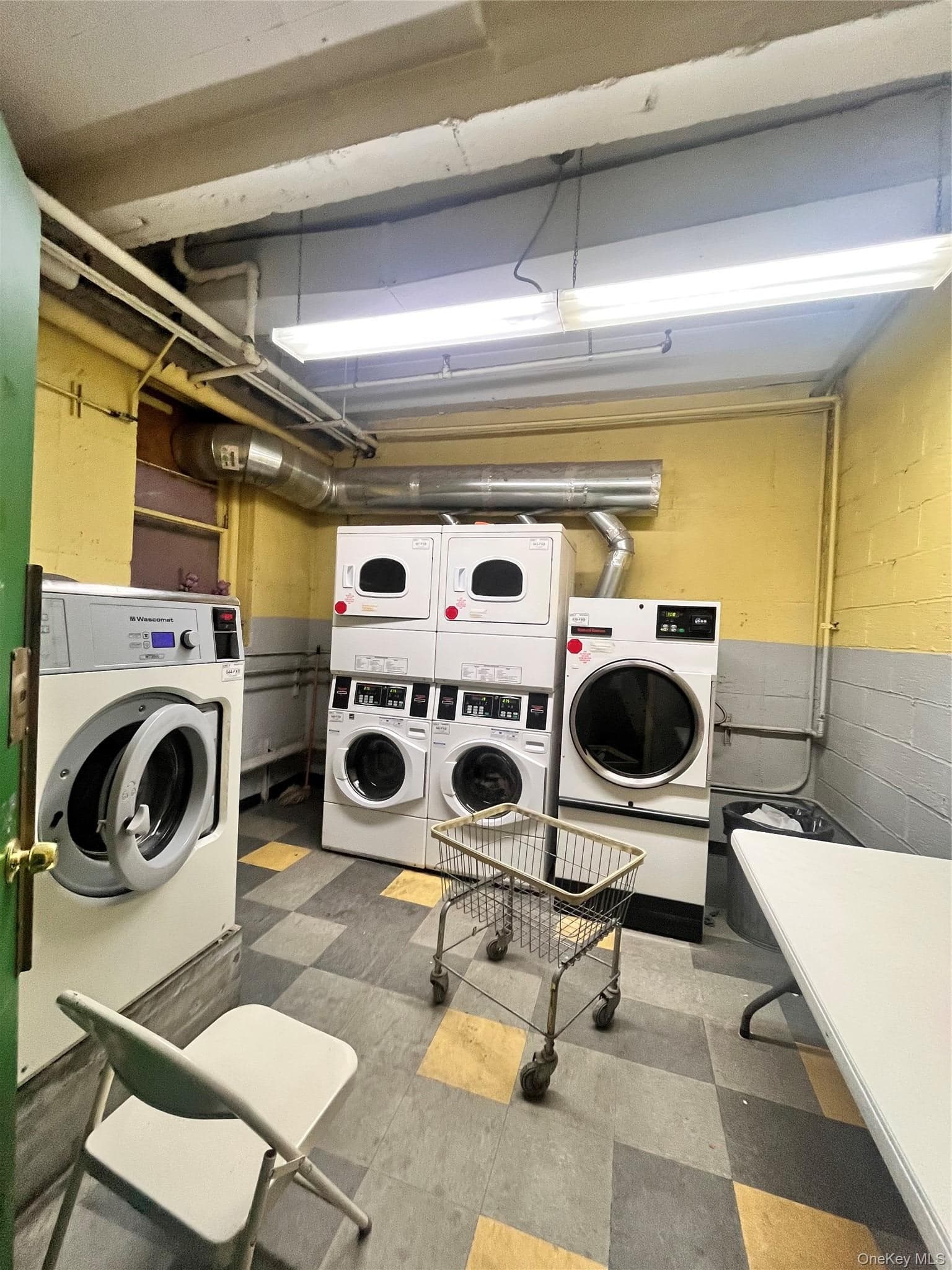 143-36 Barclay Ave Ave Unit: 6C thumbnail 13