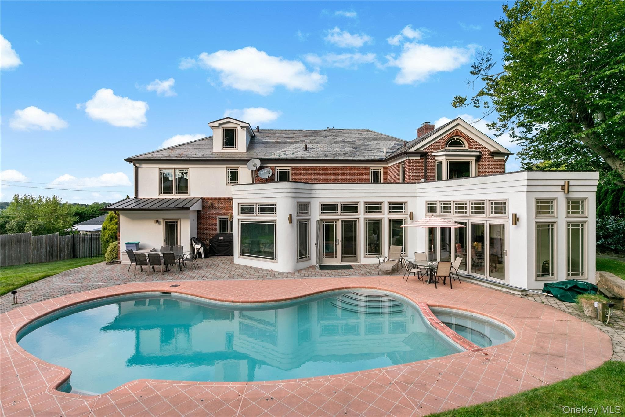 50 Echo Bay Drive thumbnail 42