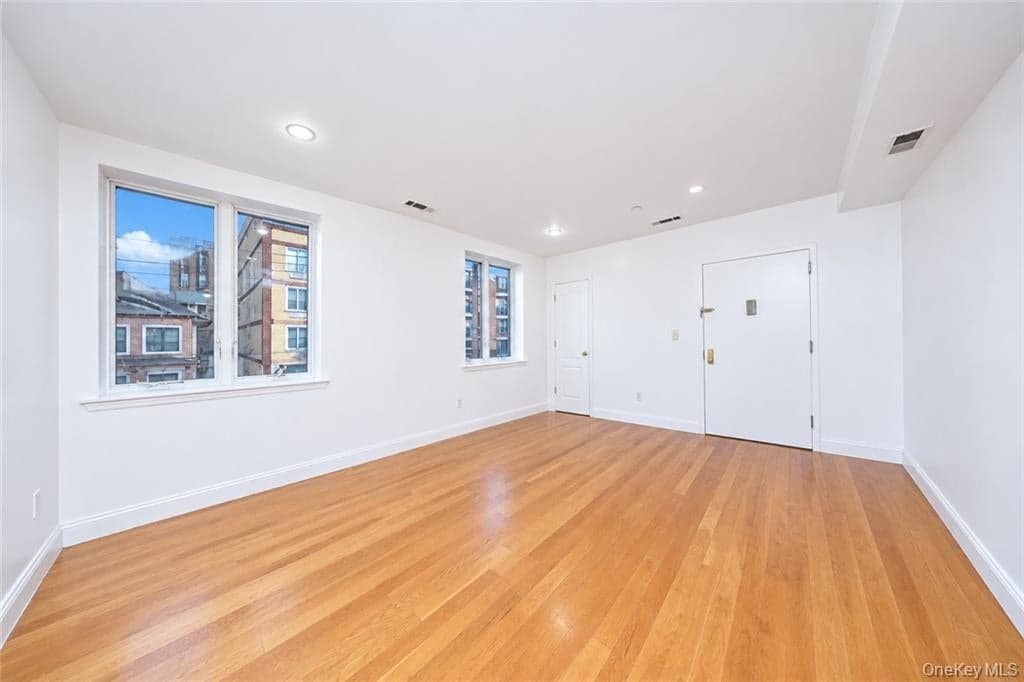1764 E 19th Street Unit: 2B thumbnail 15