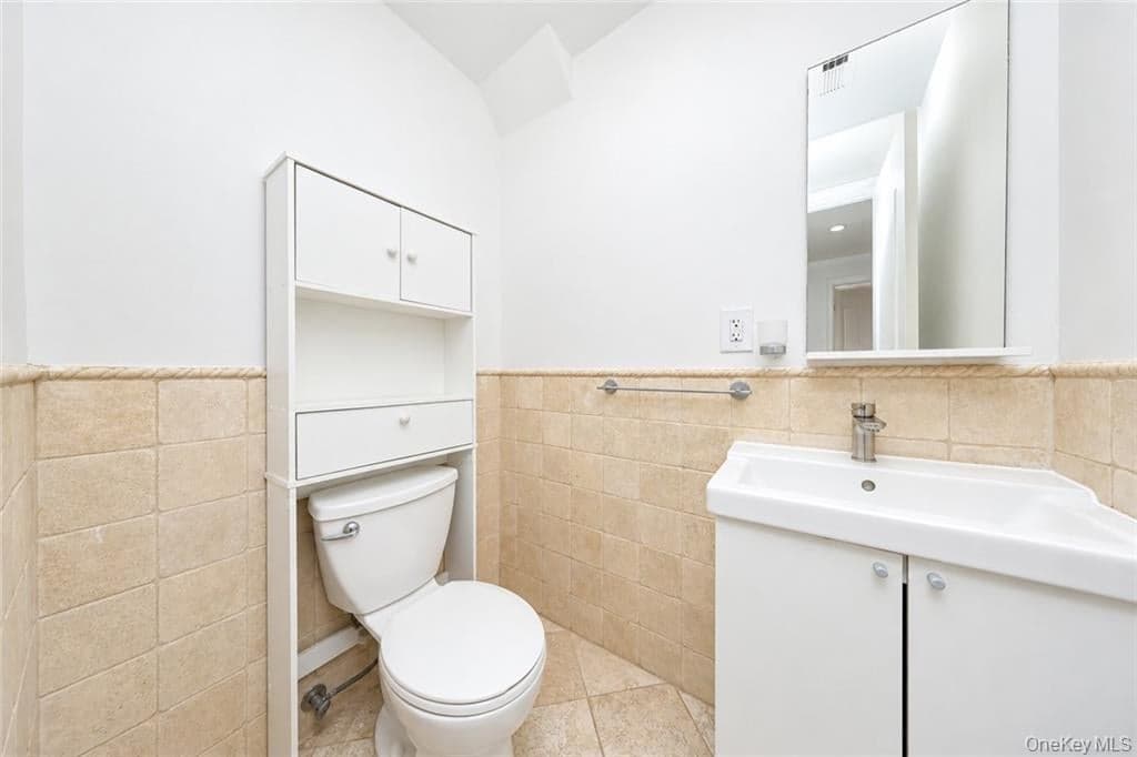 1764 E 19th Street Unit: 2B thumbnail 19