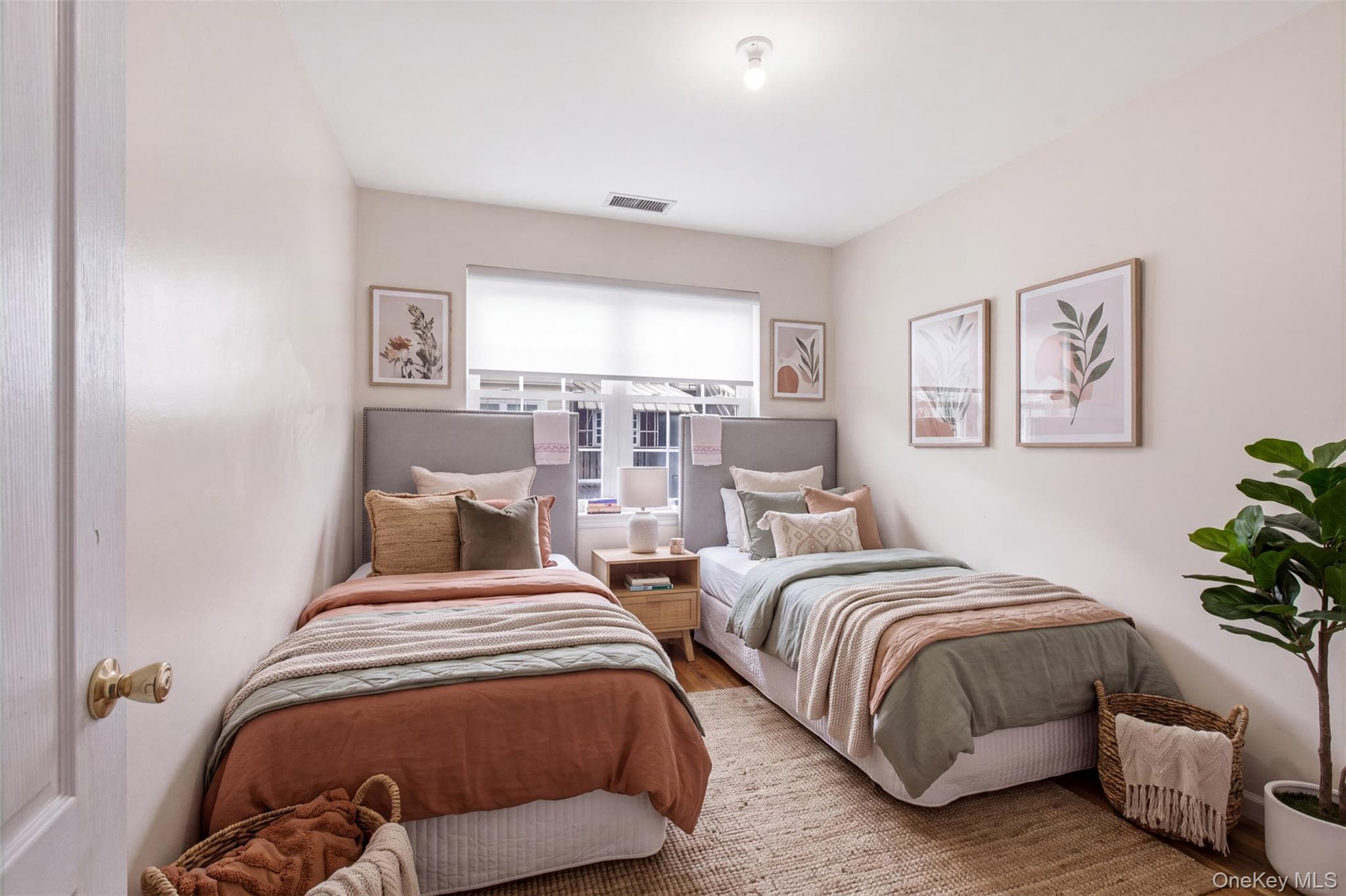 16 Elm Street Unit: 301 thumbnail 11