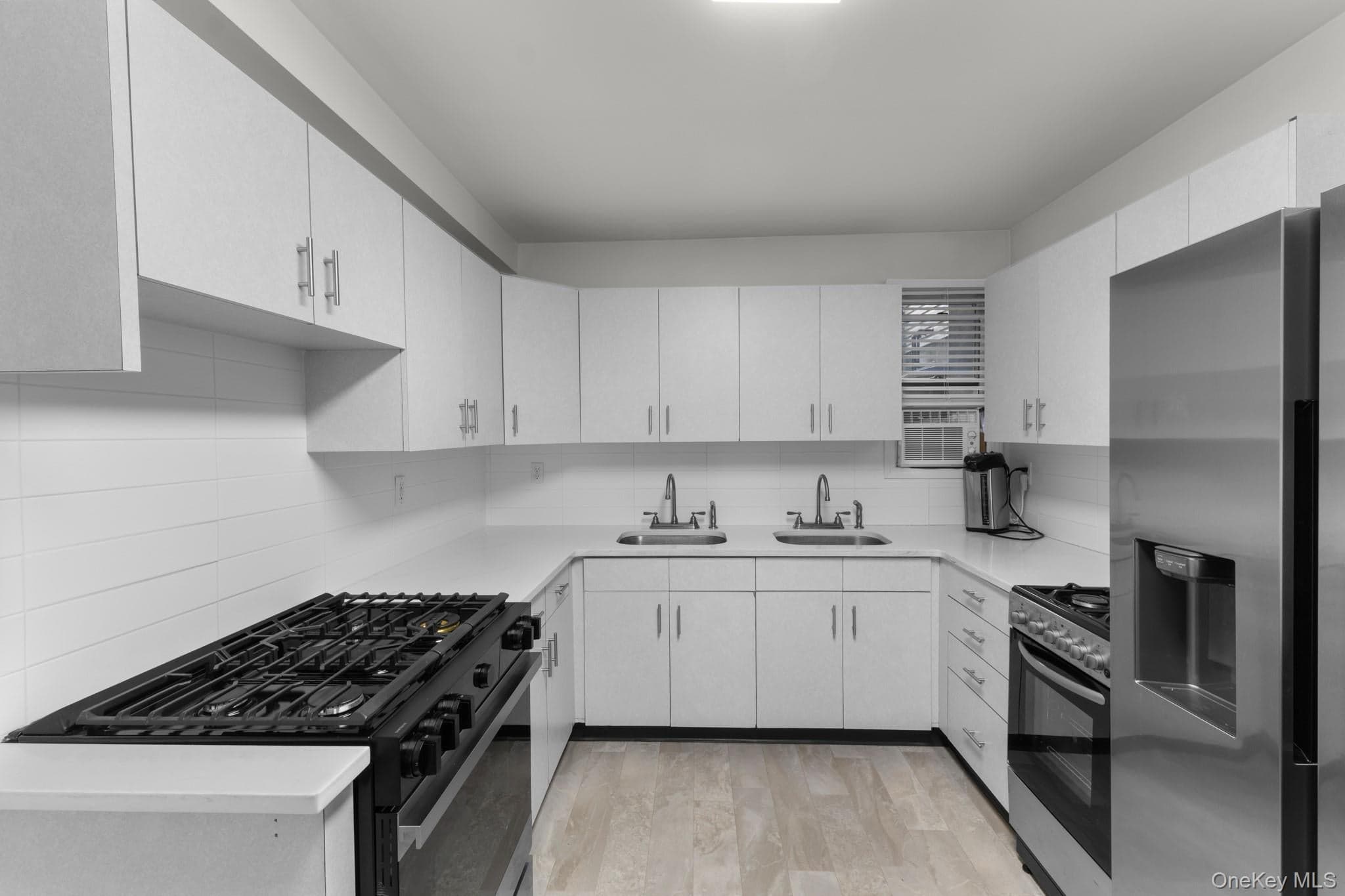28 Calvert Drive Unit: 4 thumbnail 11