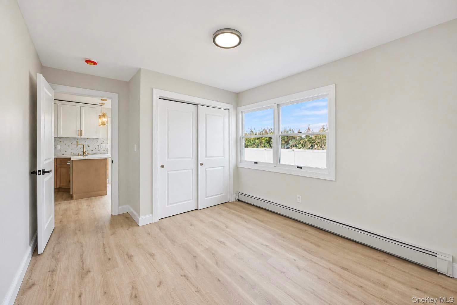 891 S Bay Street thumbnail 16