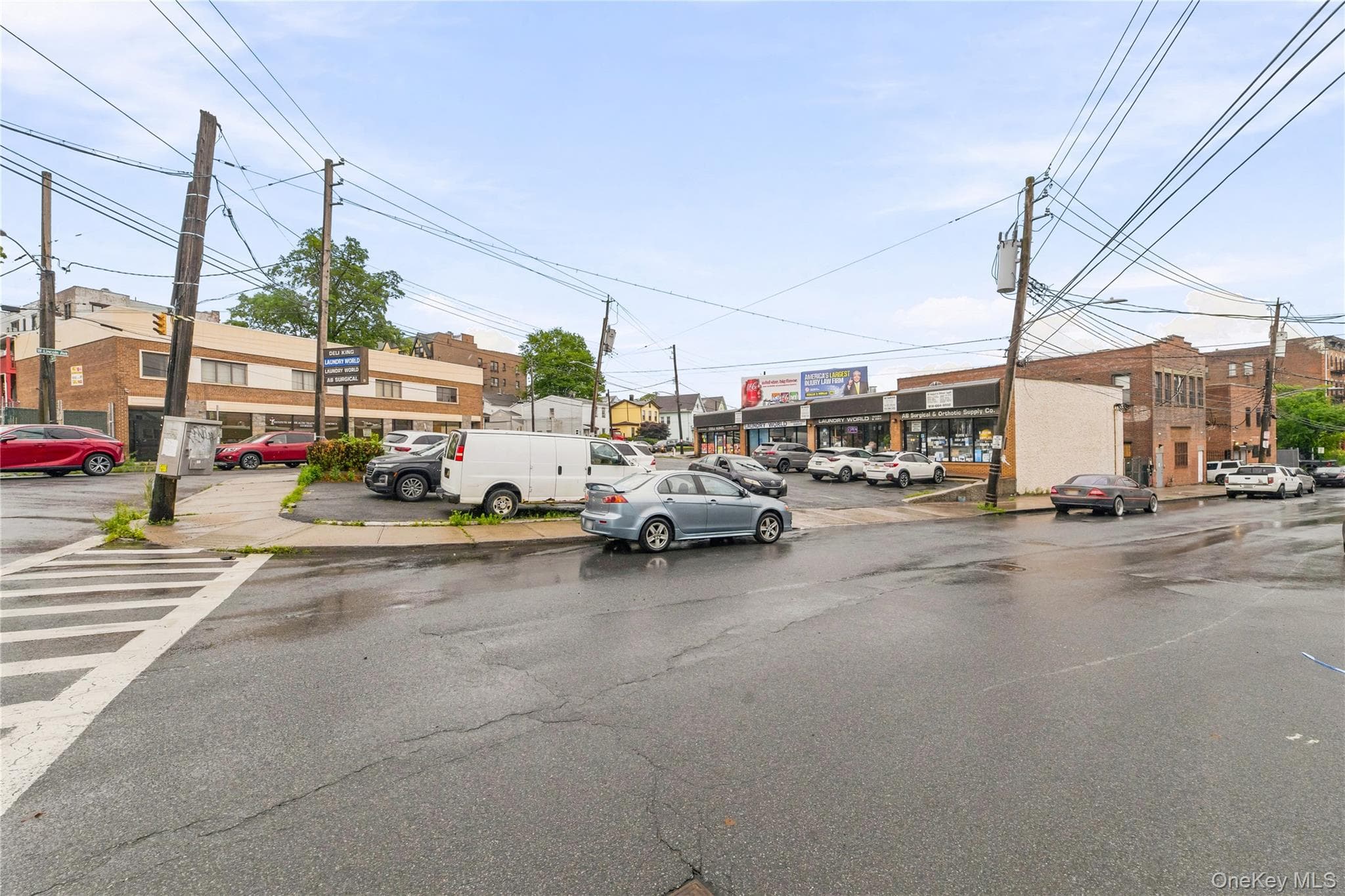 238 W Lincoln Avenue thumbnail 30