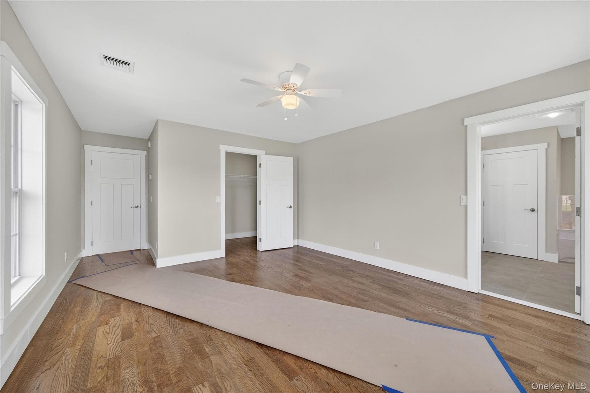 21 Harcourt Cosman Drive thumbnail 27