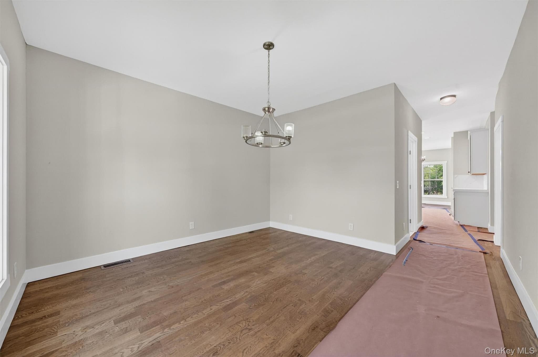 21 Harcourt Cosman Drive thumbnail 18