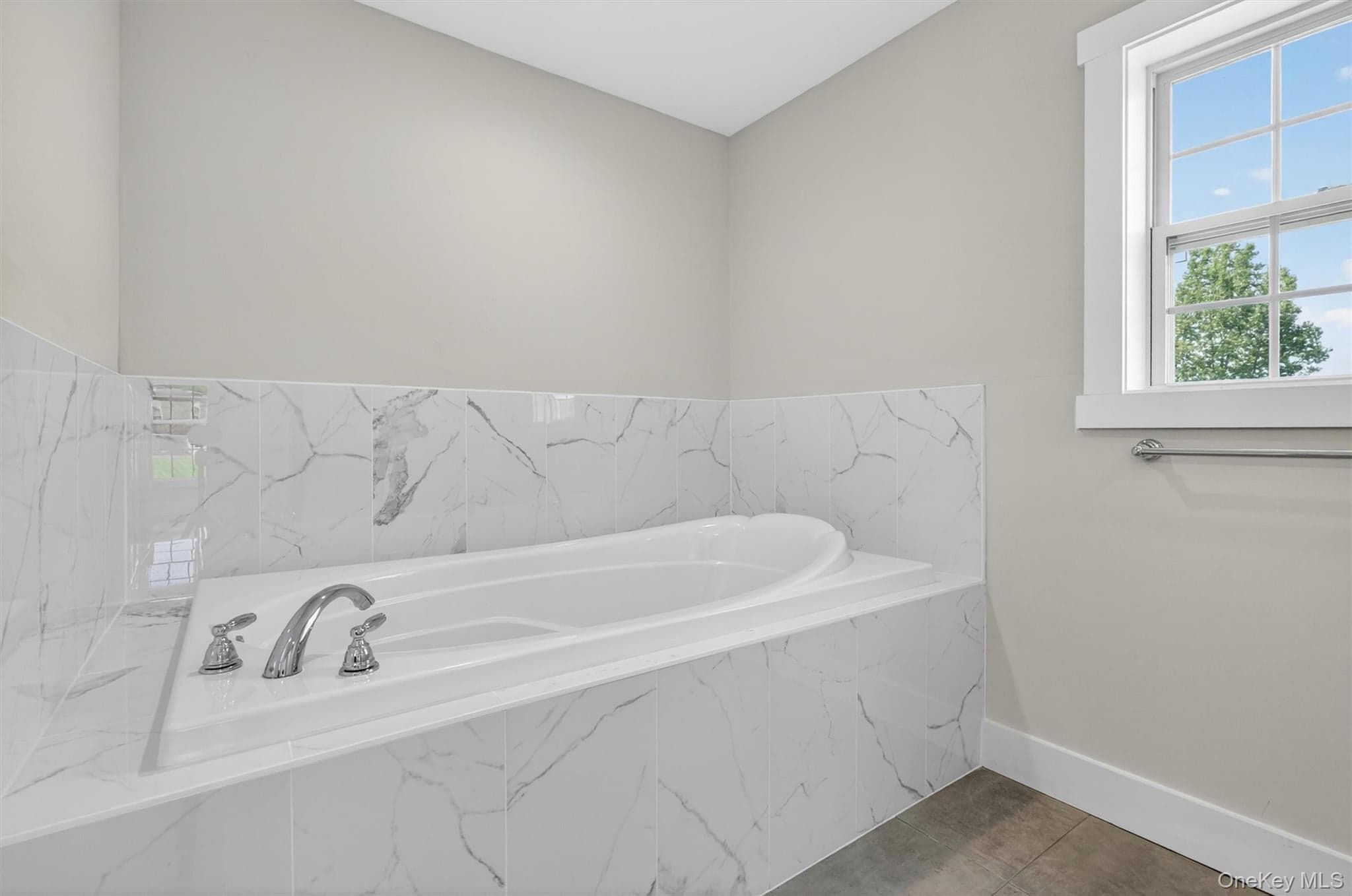 21 Harcourt Cosman Drive thumbnail 30