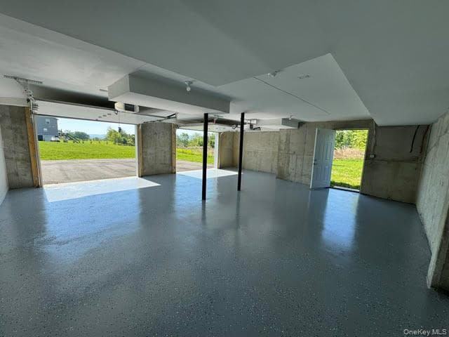 21 Harcourt Cosman Drive thumbnail 41