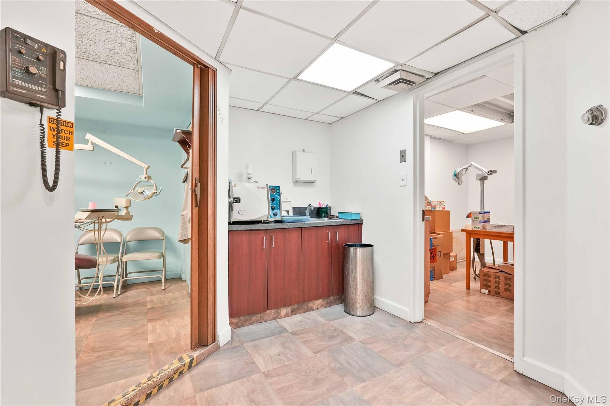 6940 Yellowstone Boulevard Unit: 9 & 10 thumbnail 19
