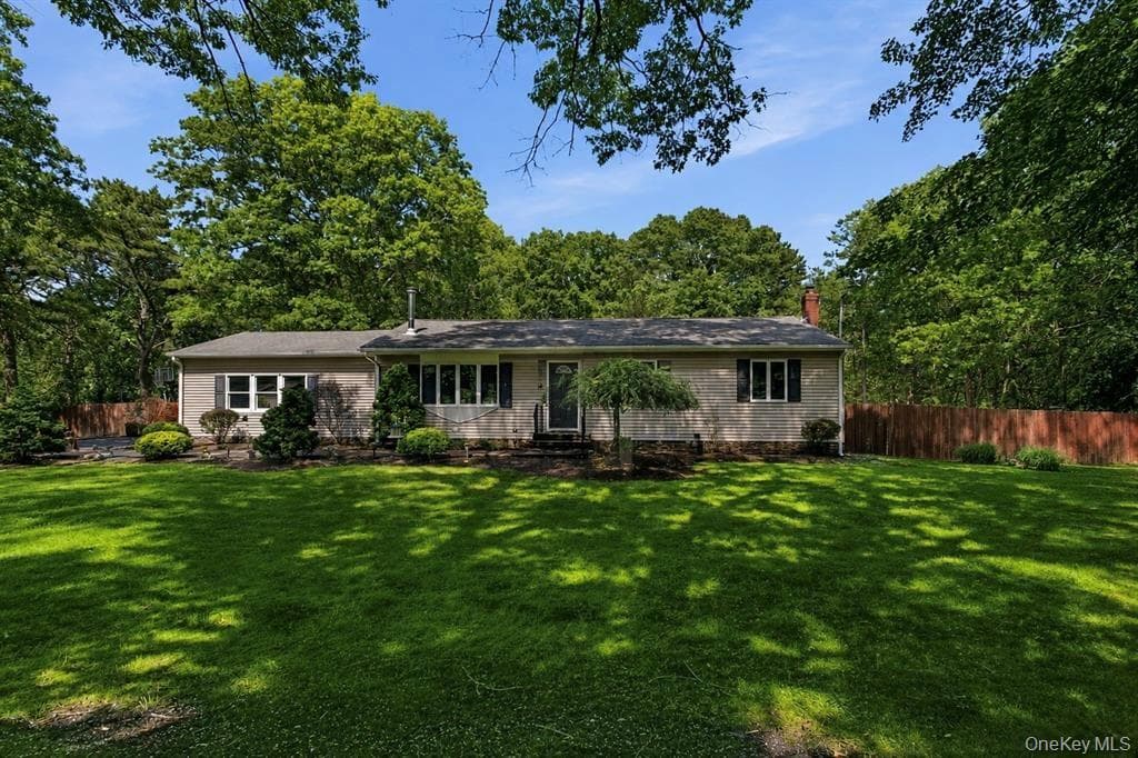 9 Pleasant View Road photo 1