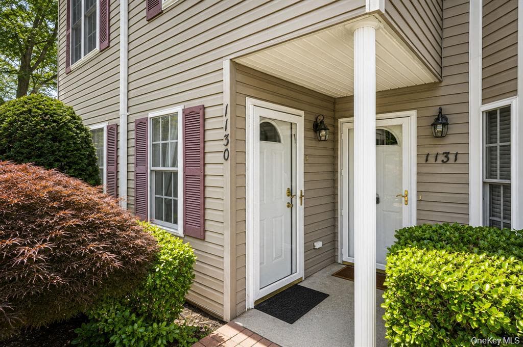 1130 Savoy Drive thumbnail 3