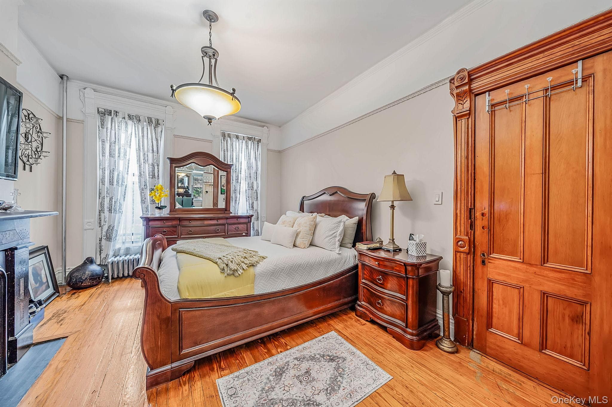 885A Putnam Avenue thumbnail 12