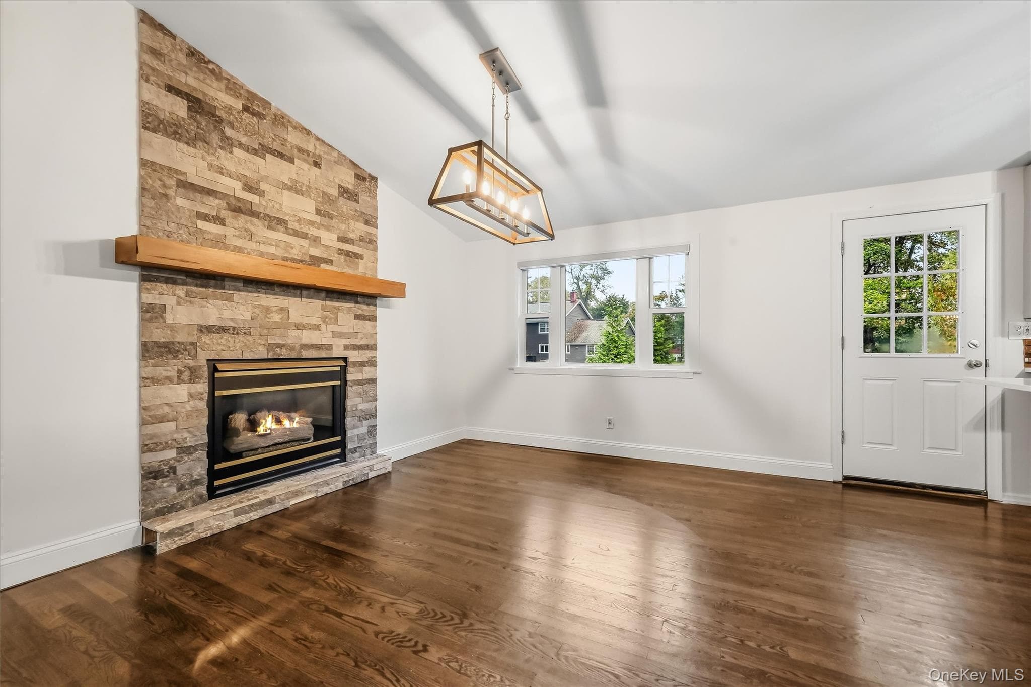 152 California Road thumbnail 9