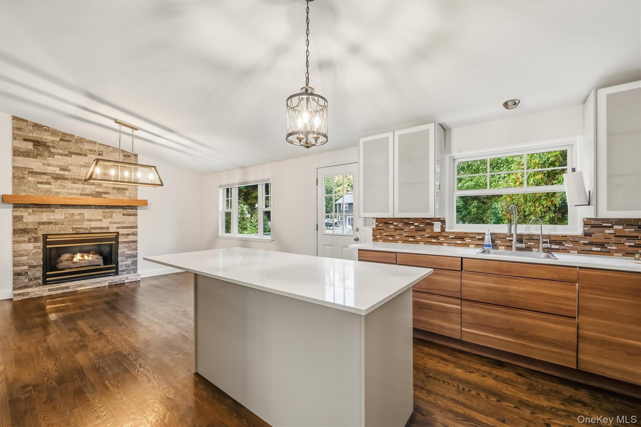 152 California Road thumbnail 15