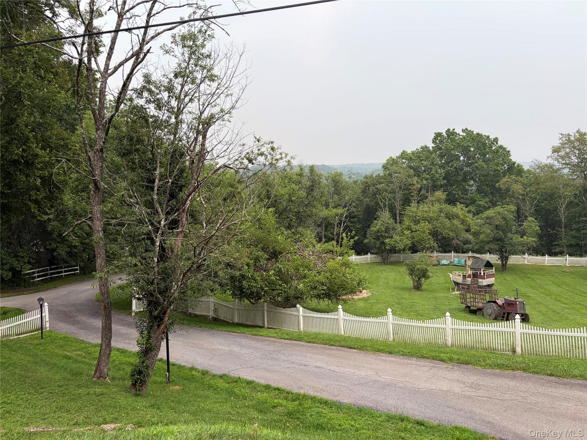 48 Maple Avenue thumbnail 47