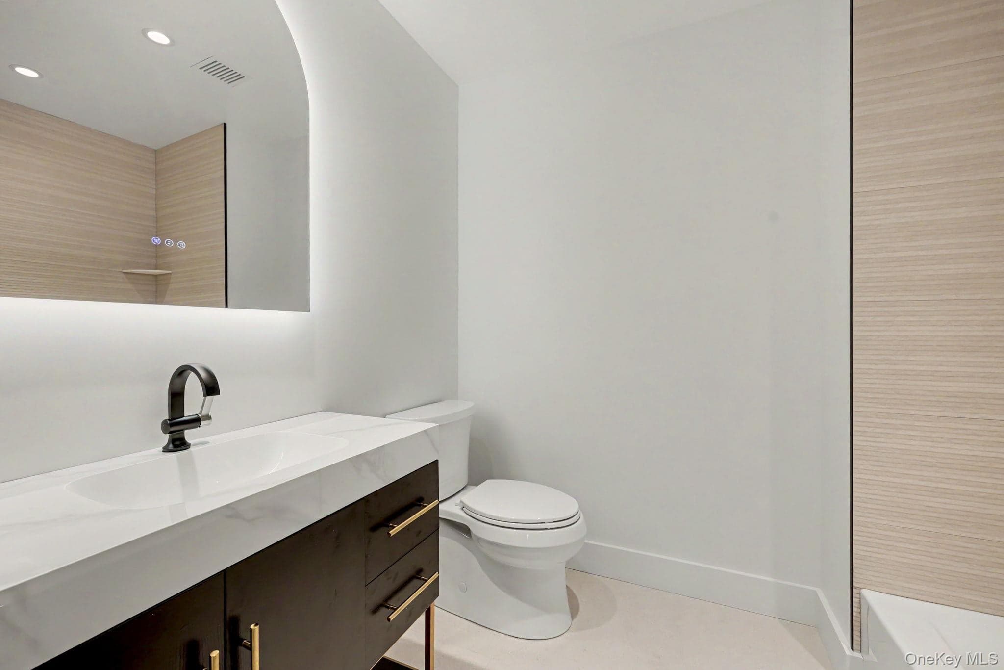 19 Davenport Avenue thumbnail 28