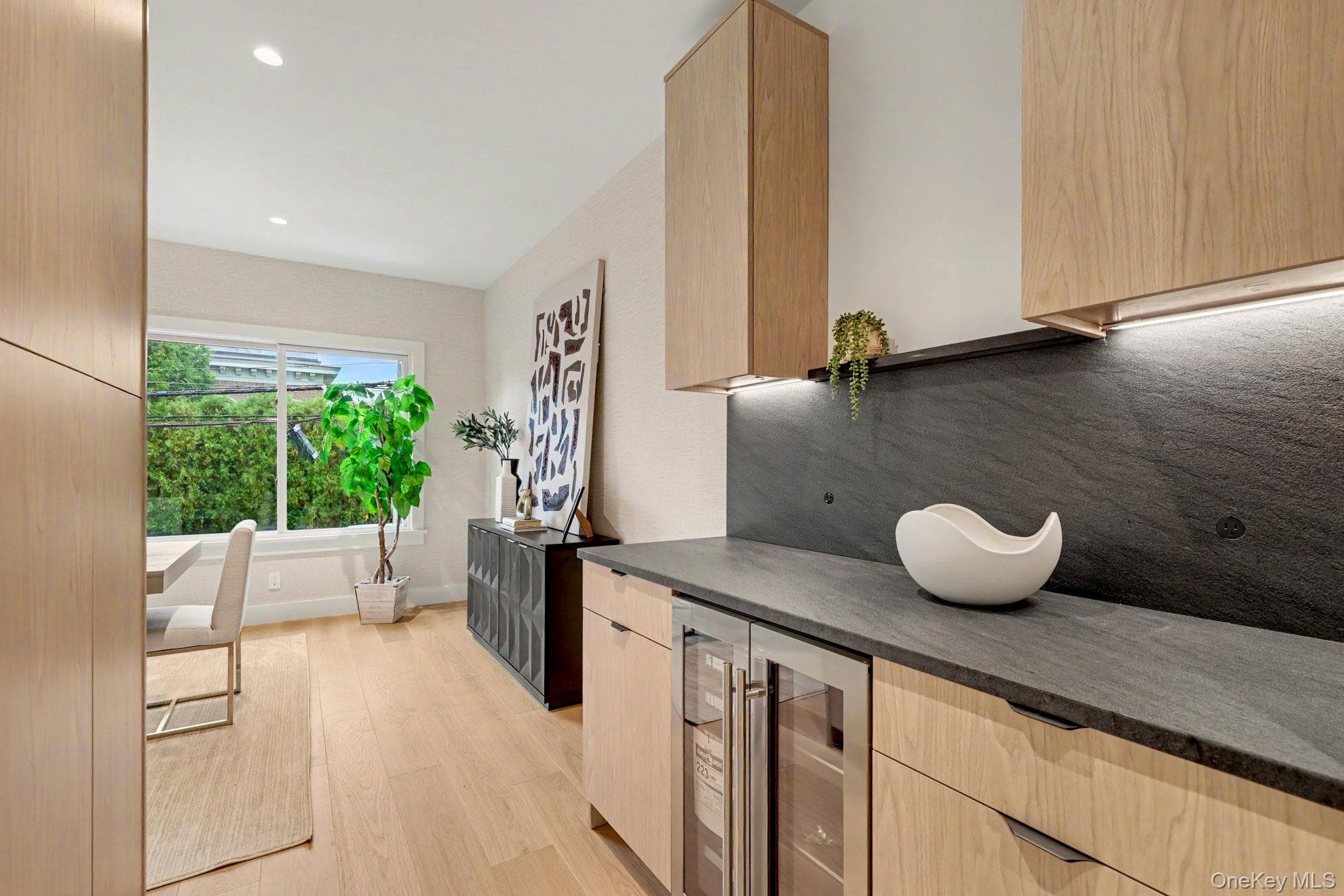 19 Davenport Avenue thumbnail 13