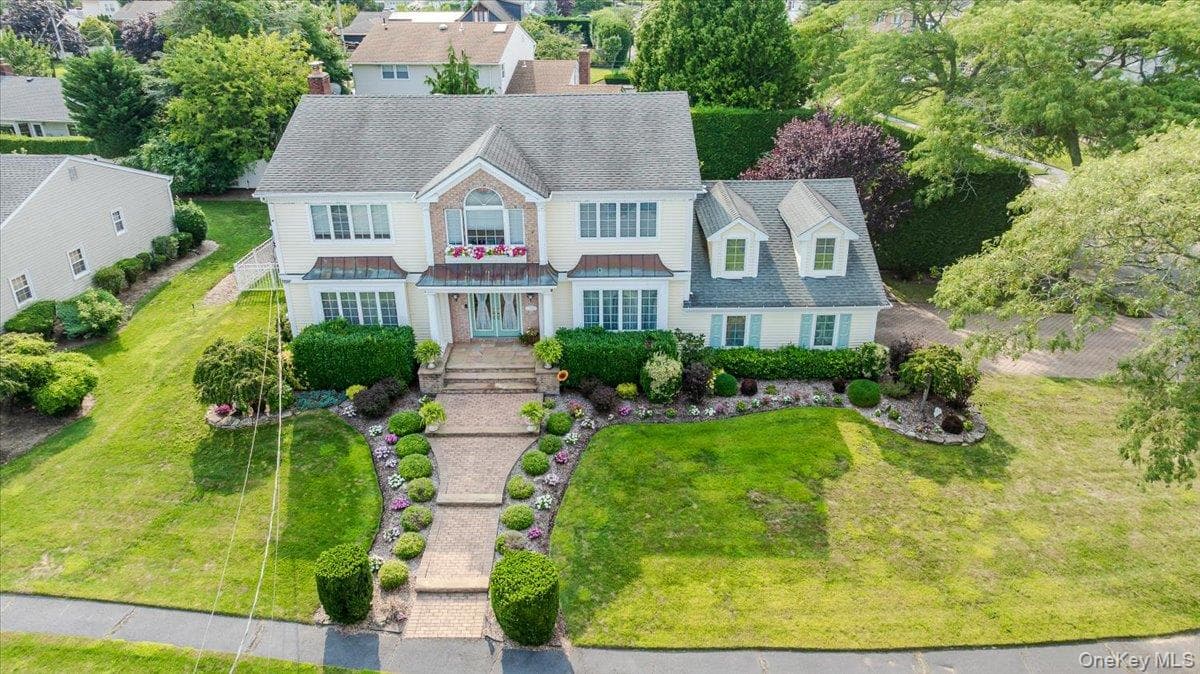 150 Harborview Drive thumbnail 32
