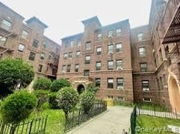 6140 Saunders Street St Unit: C15, Rego Park