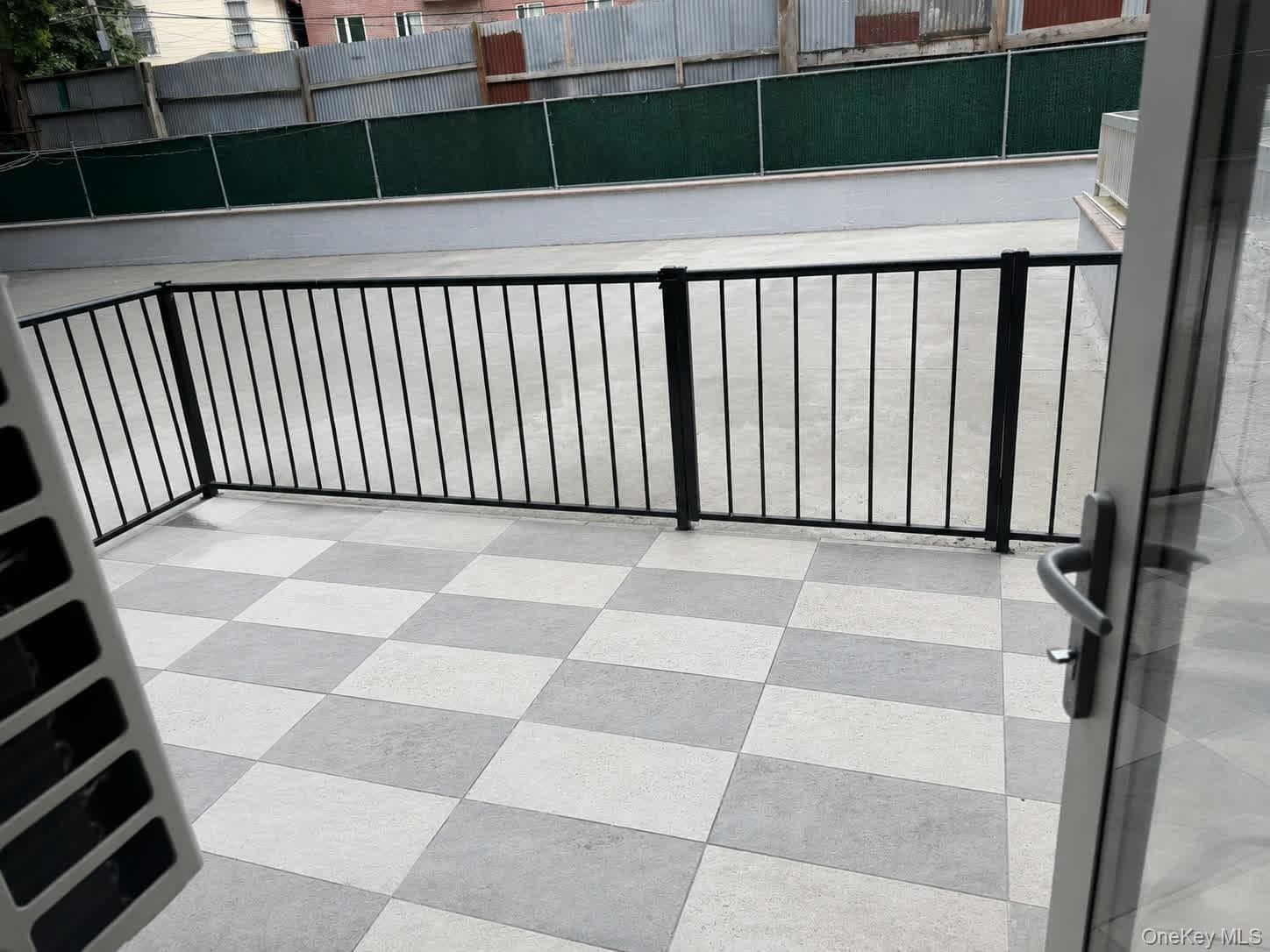 3215 Leavitt Street Unit: 1C thumbnail 6