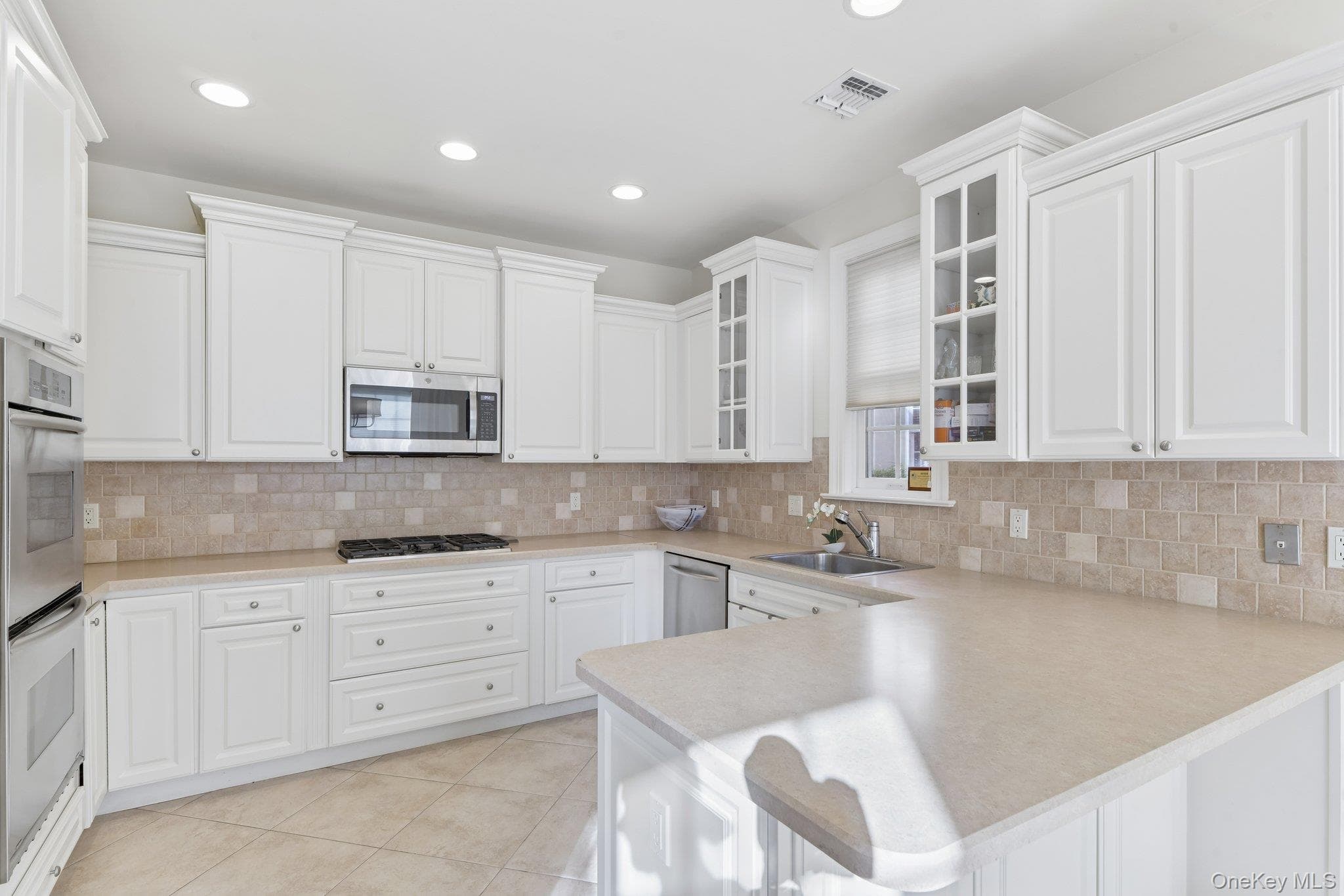 119 Madeira Boulevard thumbnail 9