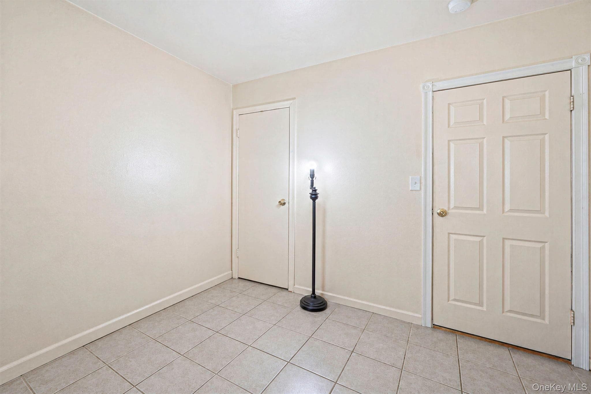 182 Commack Road thumbnail 25