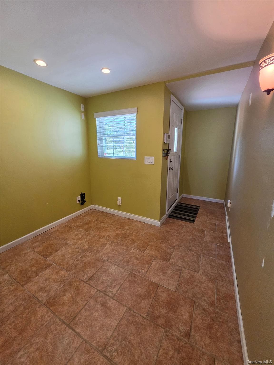 164-15 98th Street thumbnail 16