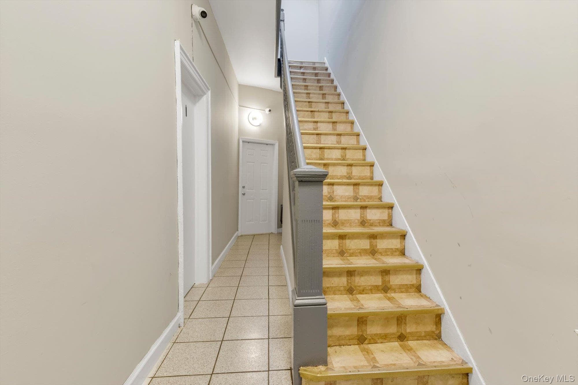 68-14 60th Street thumbnail 3