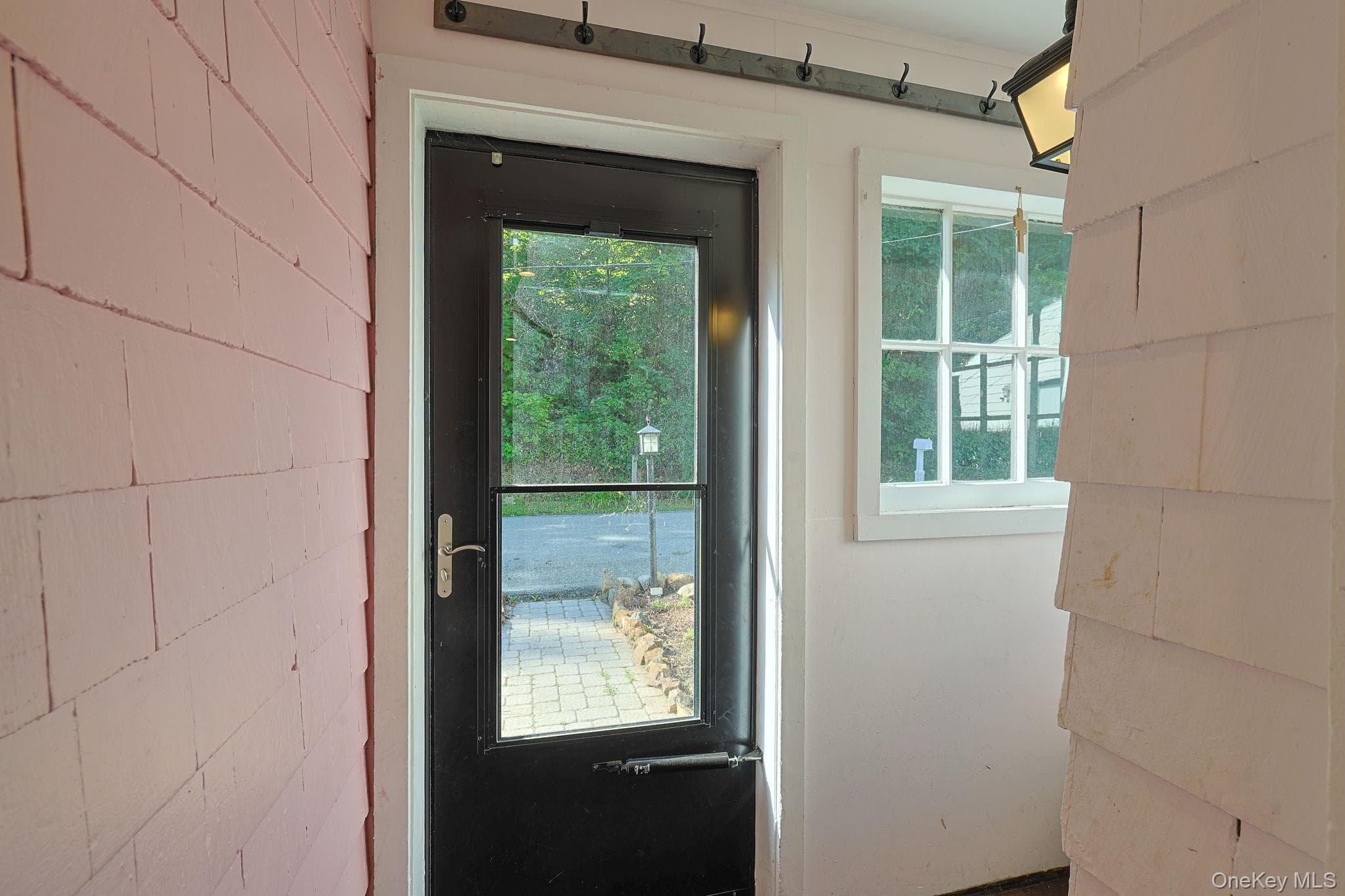 26 Hillside Avenue thumbnail 2