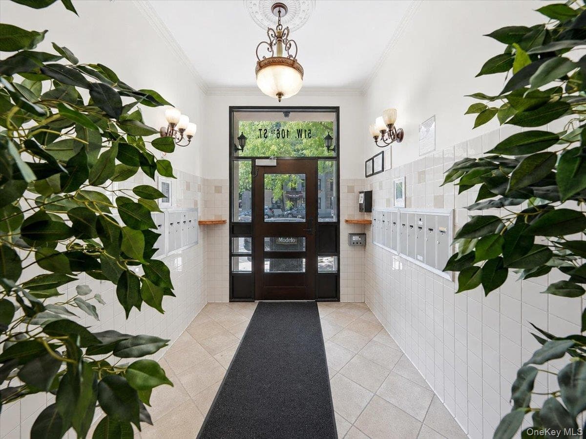 51 W 106th St New York ST Unit: 1A thumbnail 12