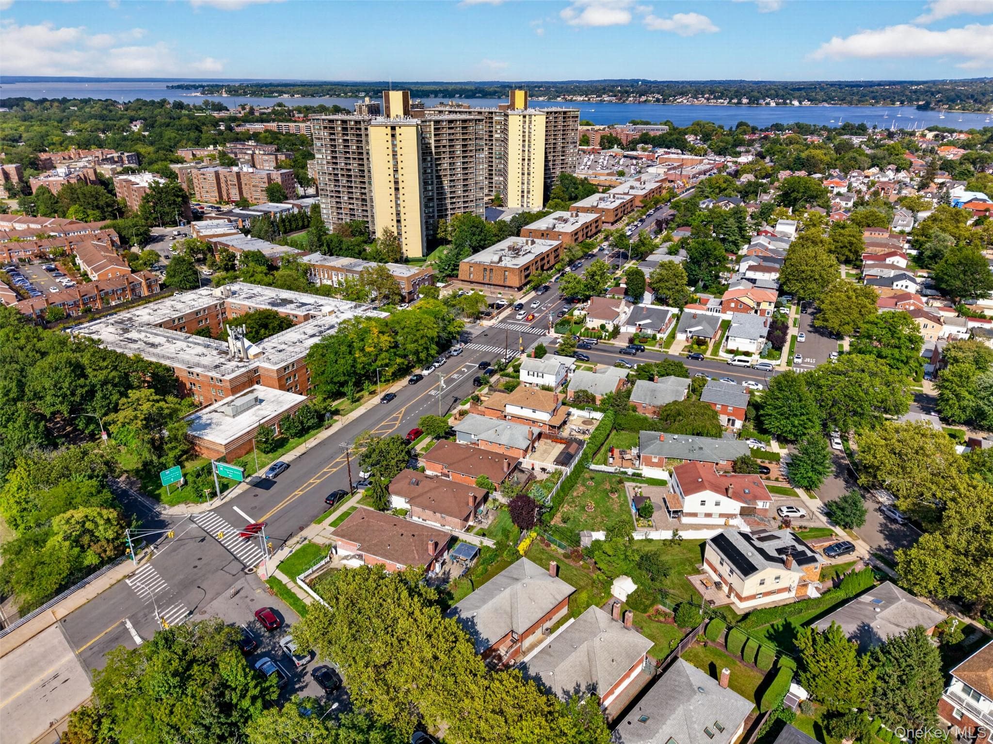 26-15 Clearview Expressway thumbnail 34