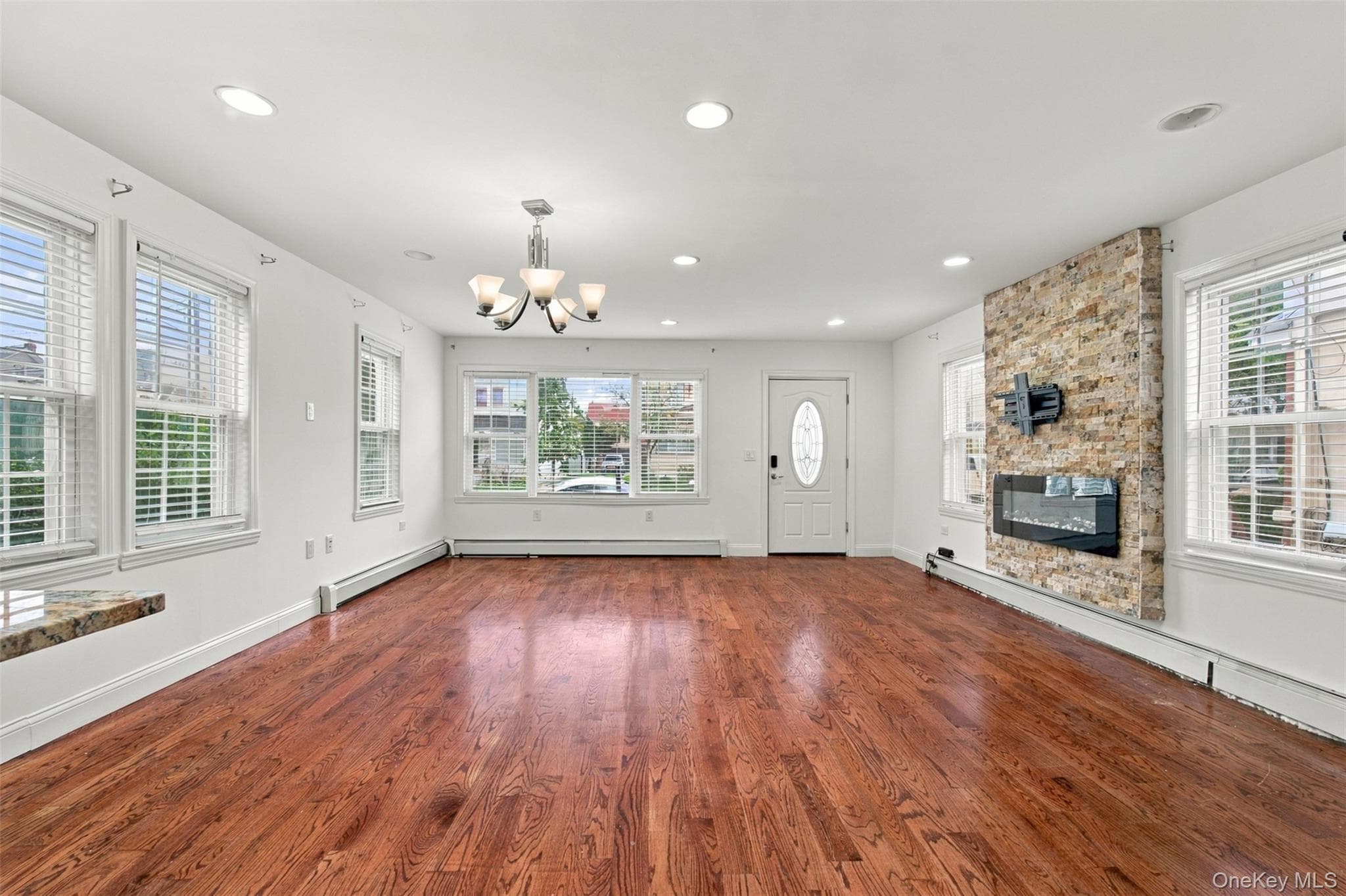 119-27 191st Street thumbnail 9