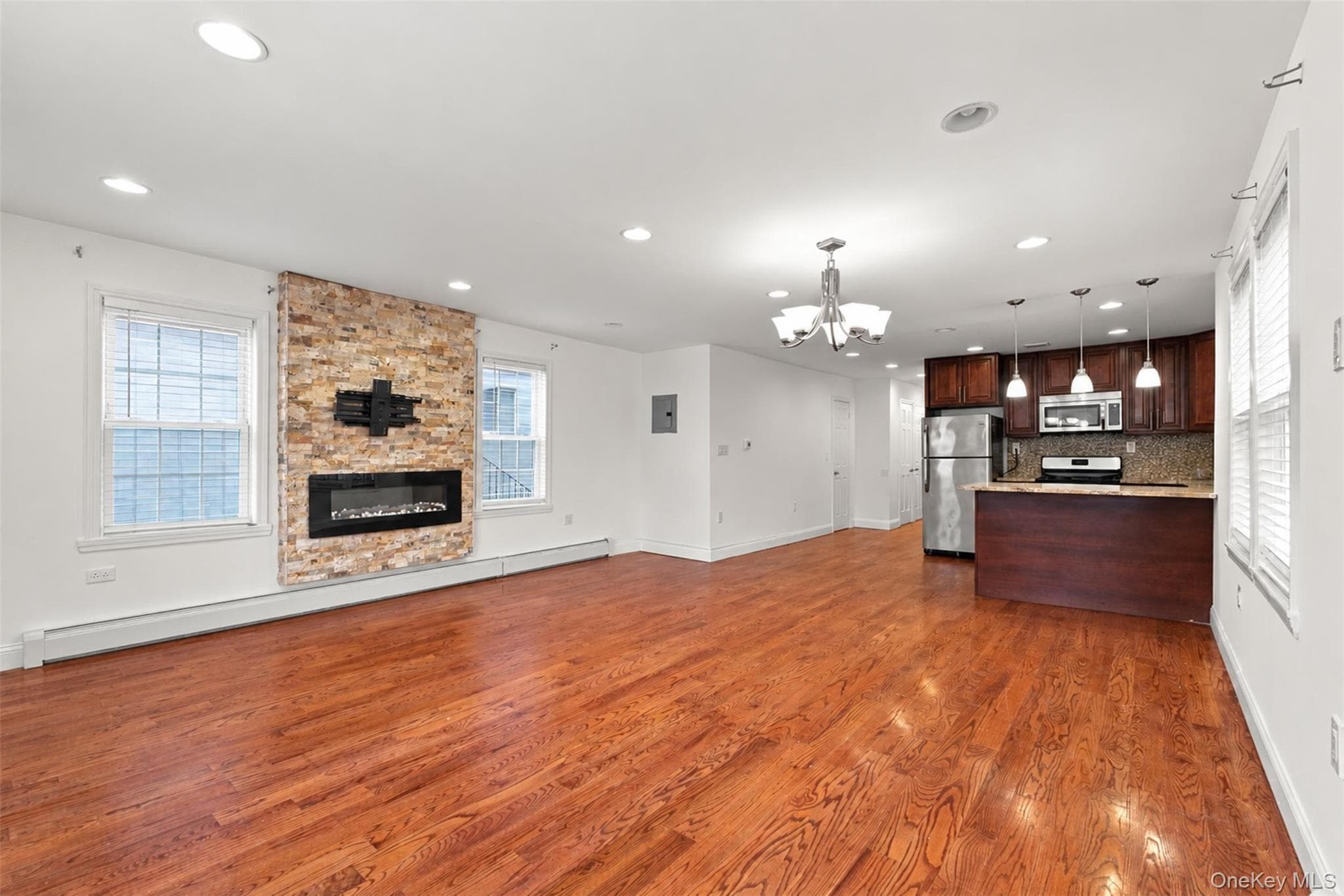 119-27 191st Street thumbnail 6