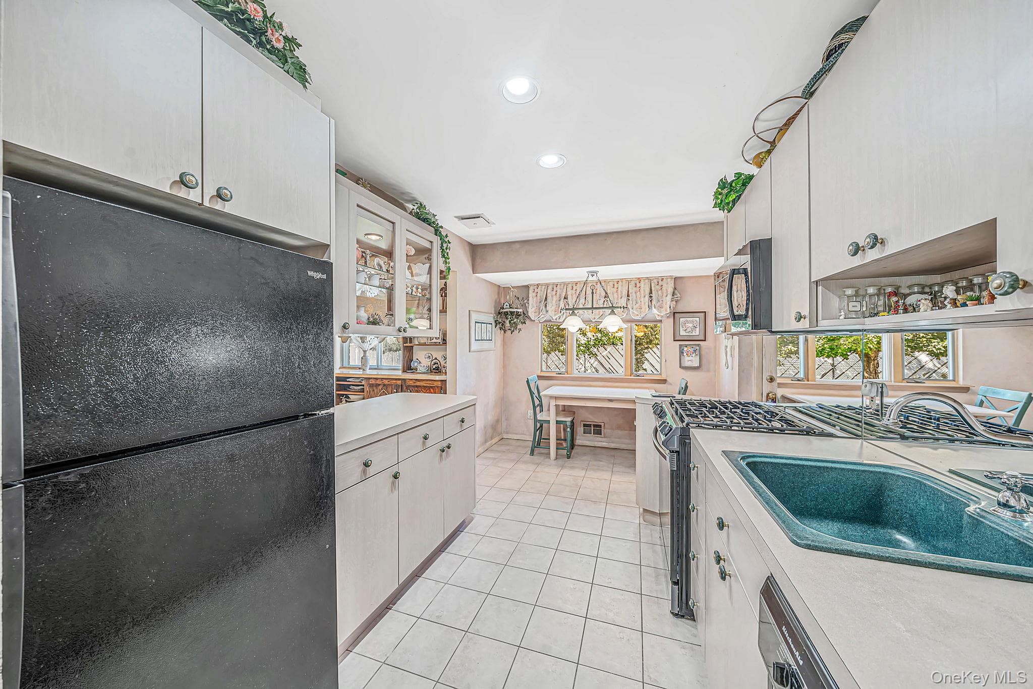 149 Burlington Avenue thumbnail 11