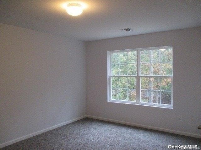 647 Doane Avenue thumbnail 11