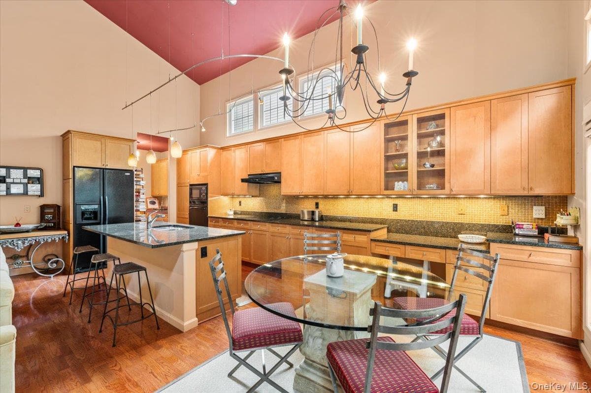 134 Sagamore Drive thumbnail 7