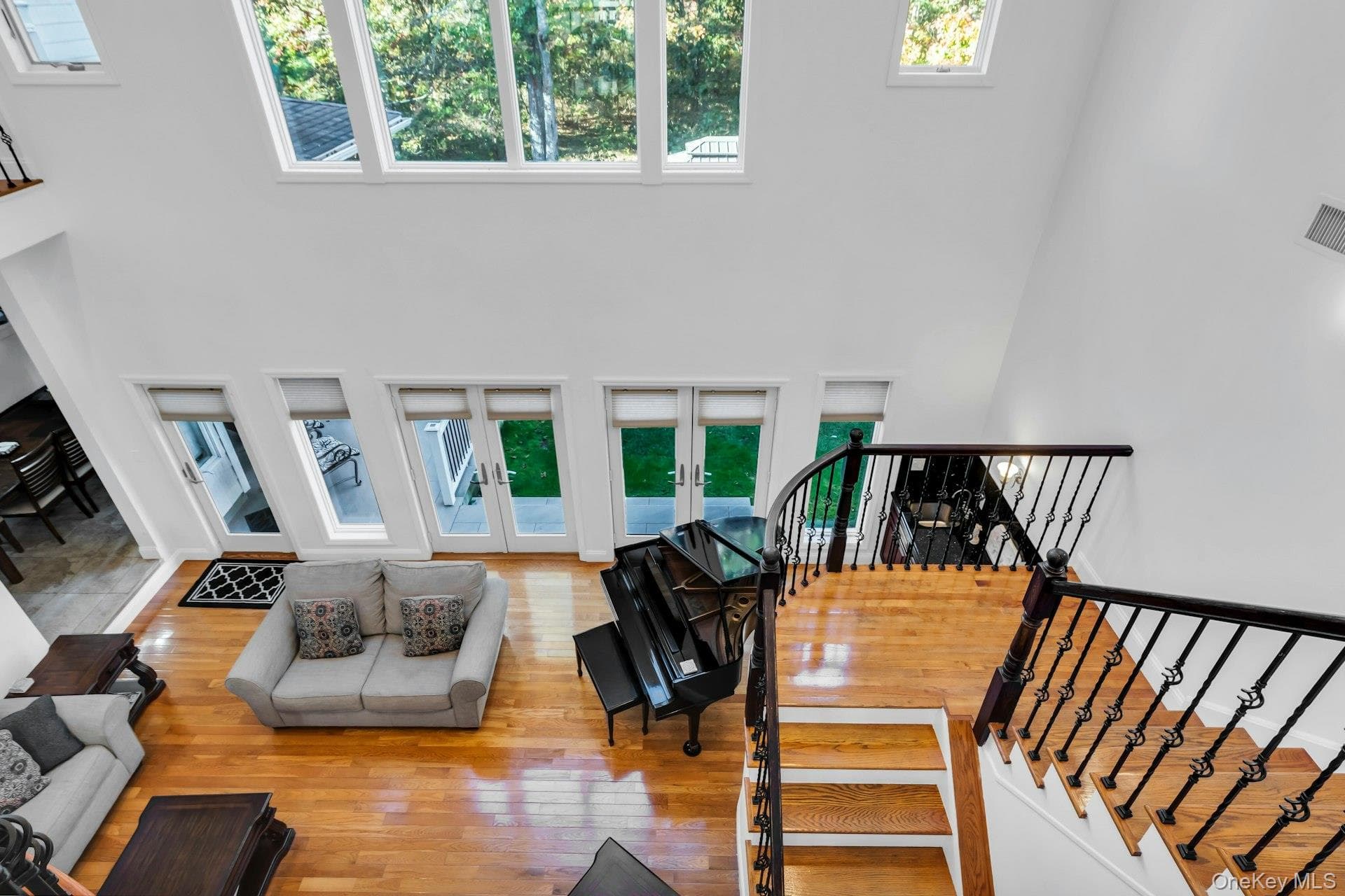 10 Bay Woods Drive thumbnail 26