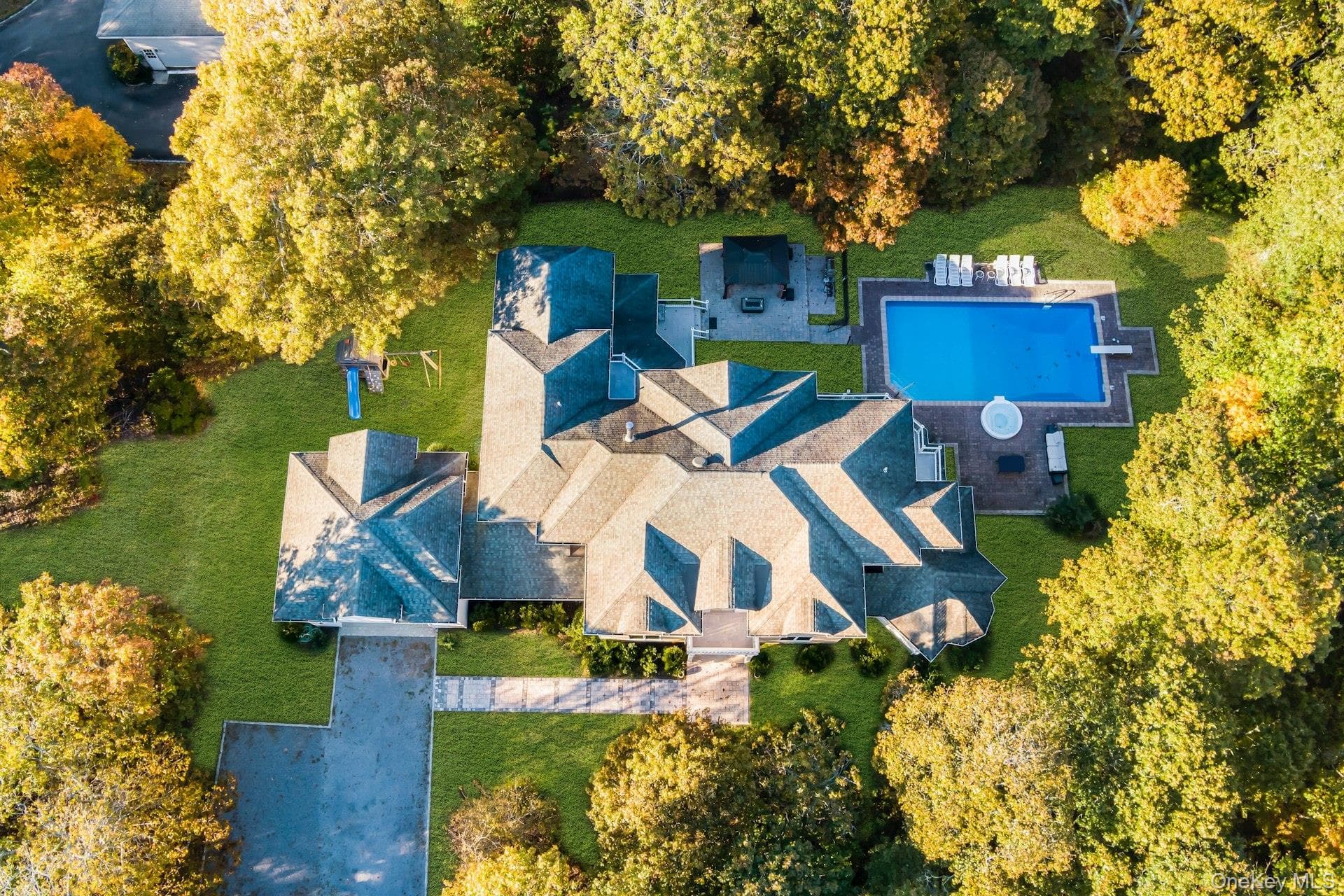 10 Bay Woods Drive thumbnail 49