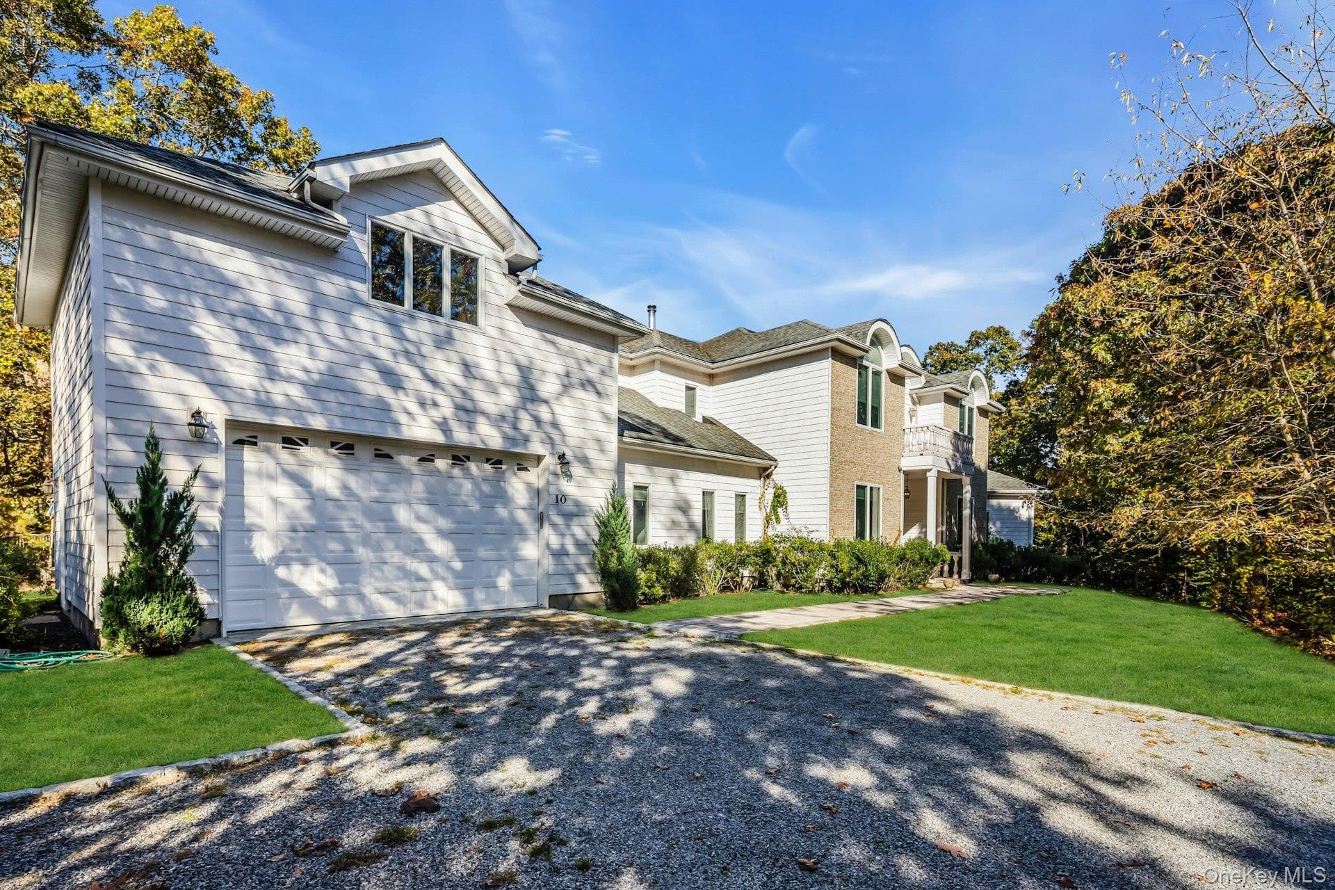 10 Bay Woods Drive thumbnail 2