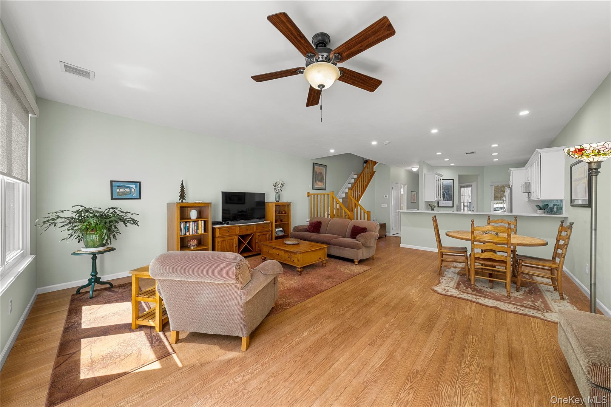 203 Windward Court thumbnail 11
