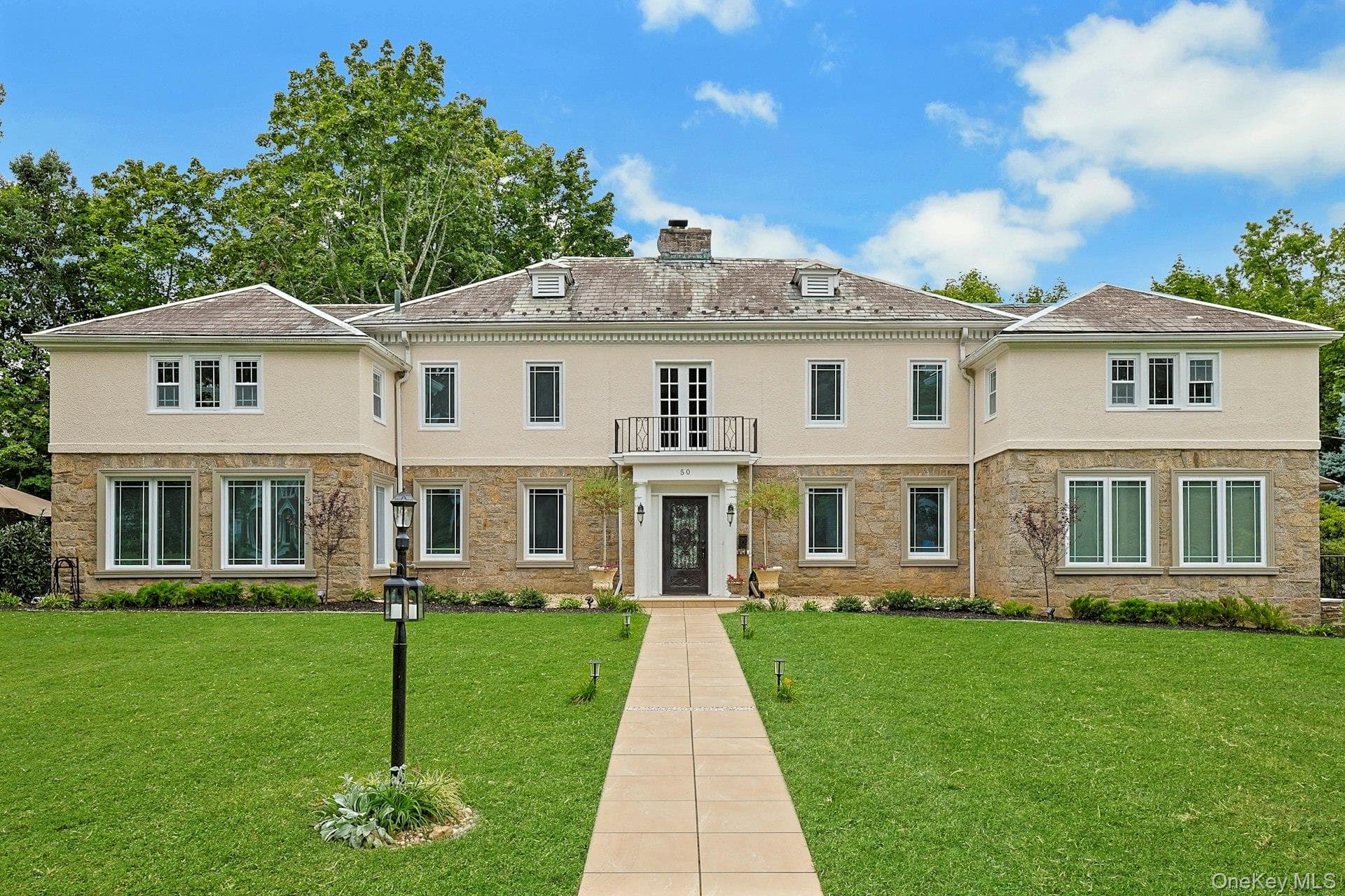 50 Forest Circle, New Rochelle