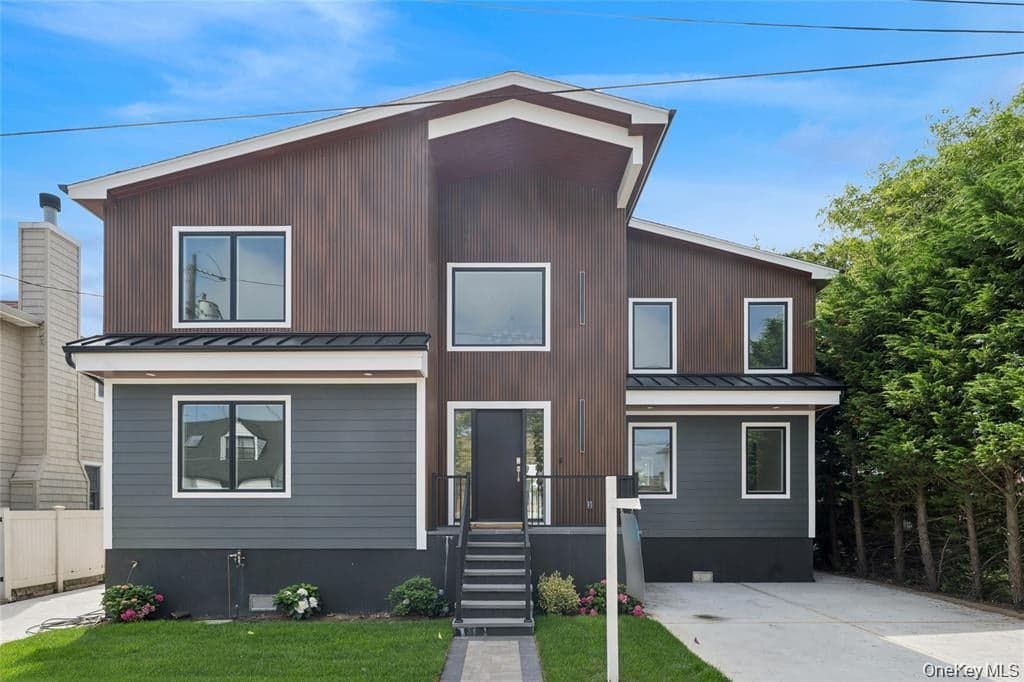 141 Flamingo Street thumbnail 3