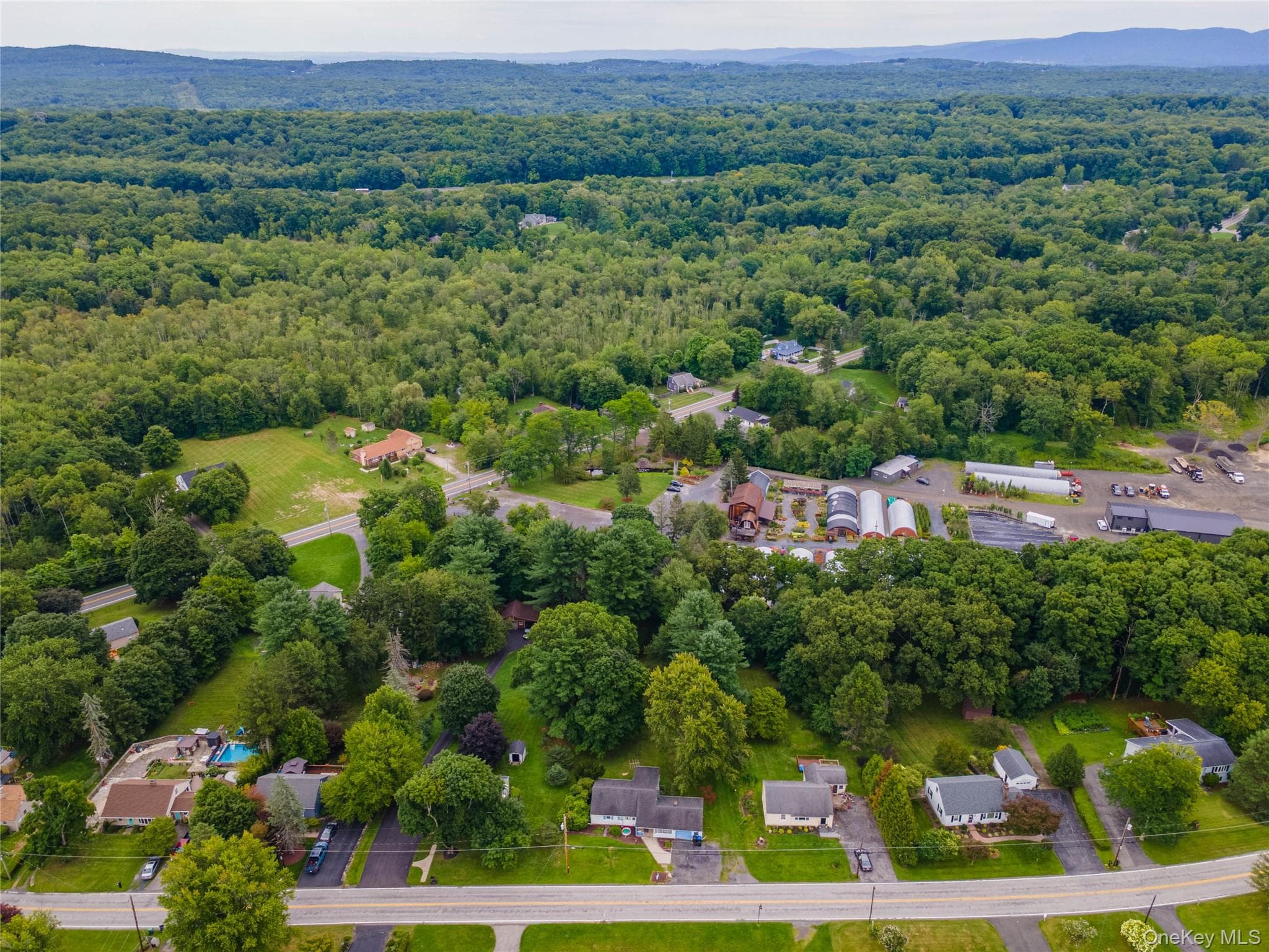 566 Lakeside Road thumbnail 7