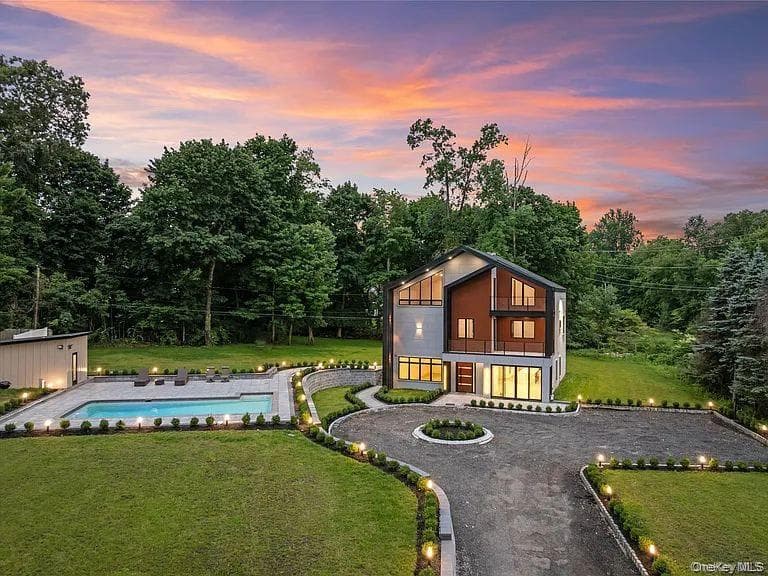 408 Buena Vista Road, New City