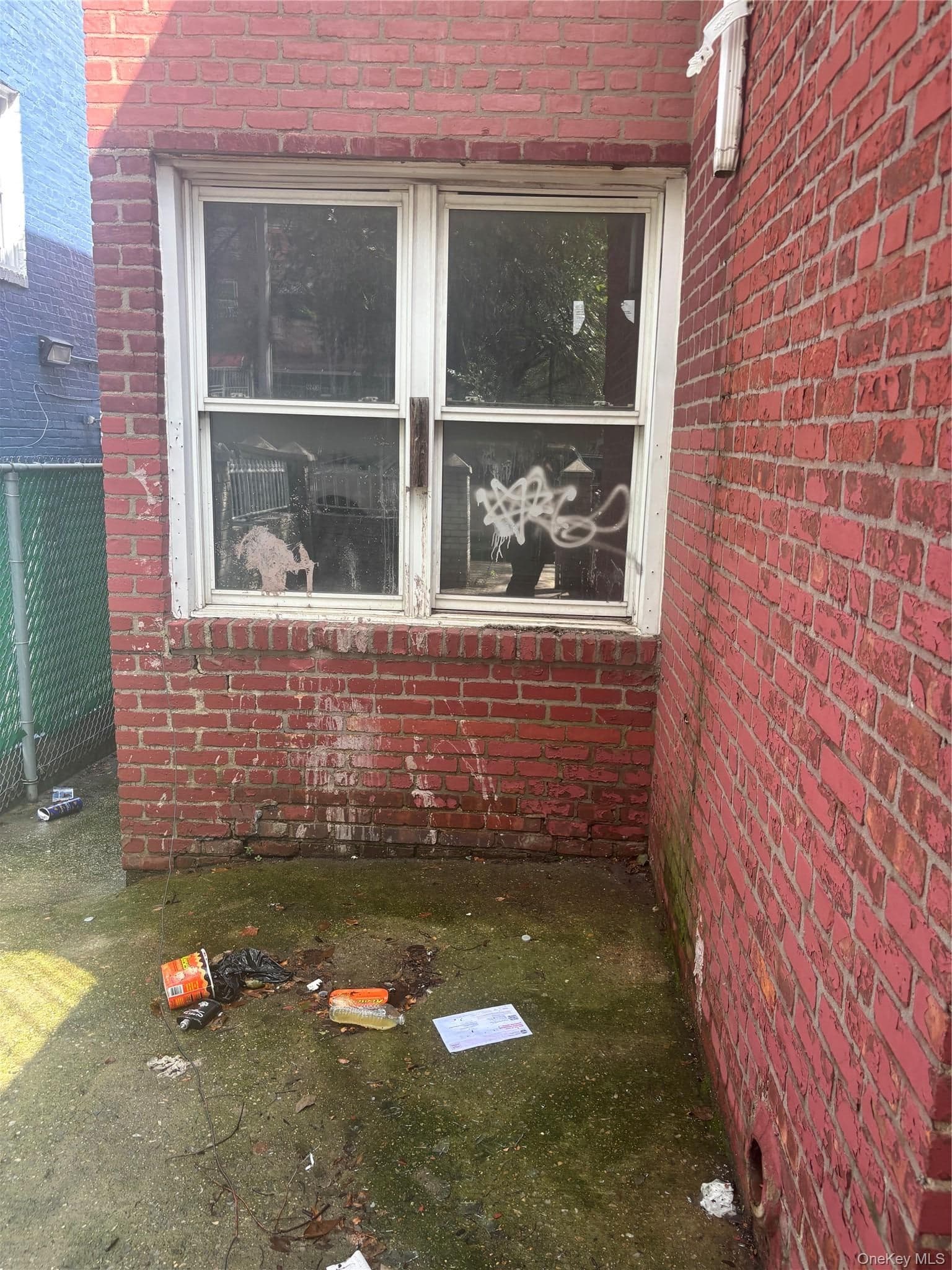 1056 Colgate Avenue thumbnail 17