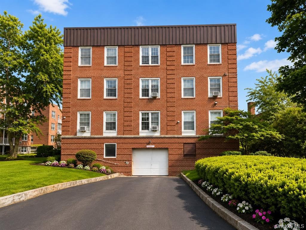 230 Central Avenue Unit: 3-I thumbnail 3