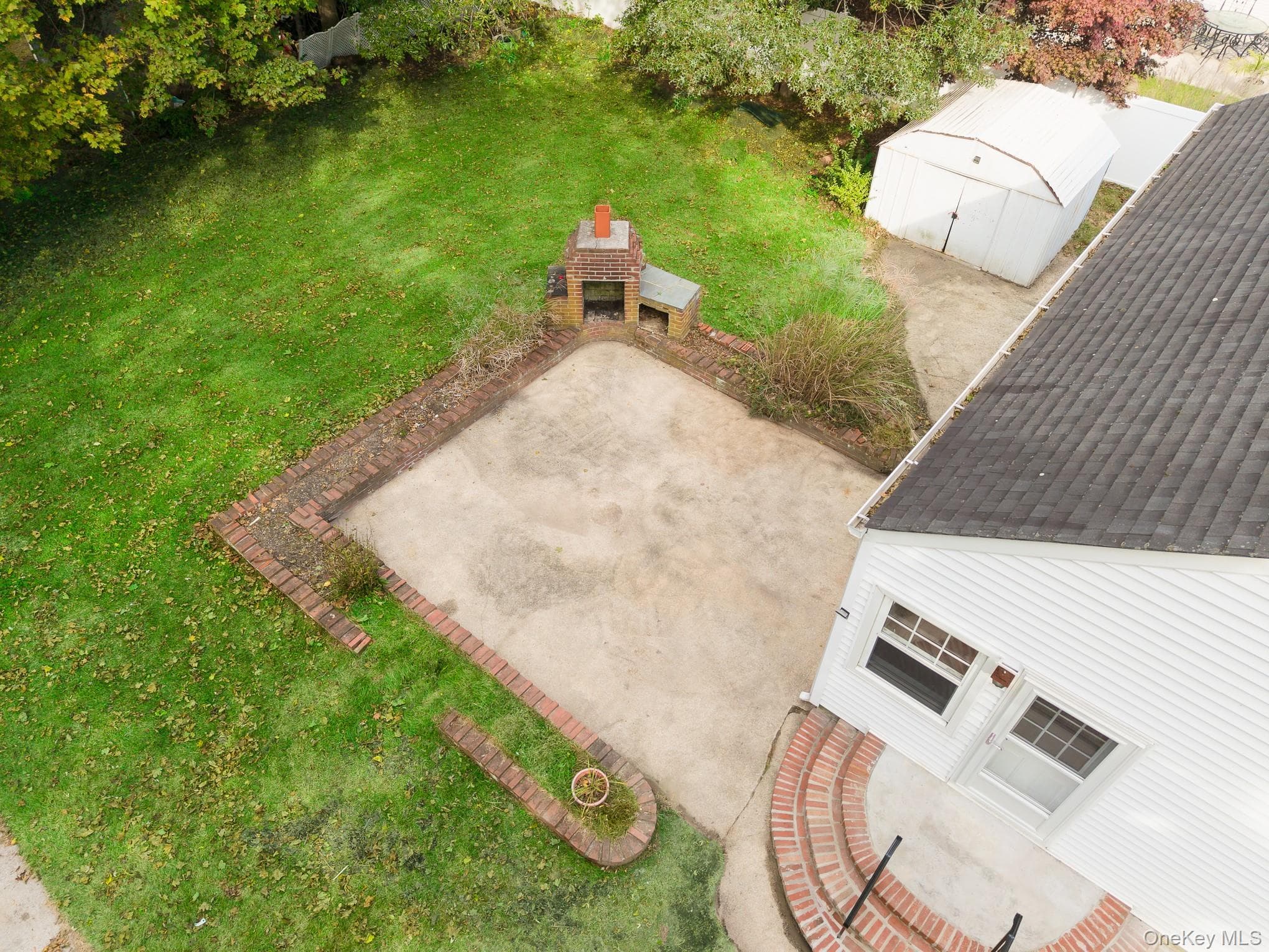 411 Howells Road thumbnail 35