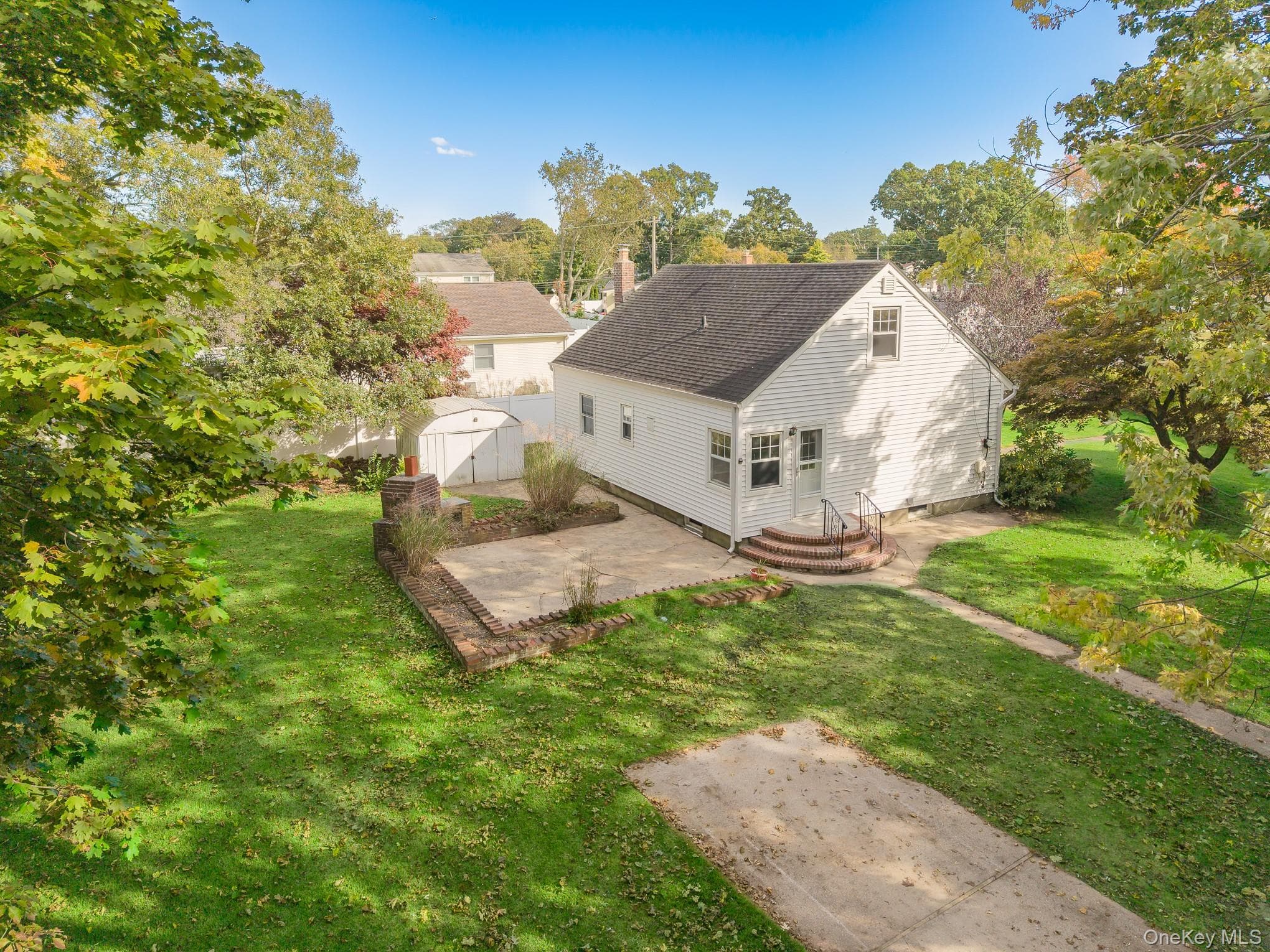 411 Howells Road thumbnail 34